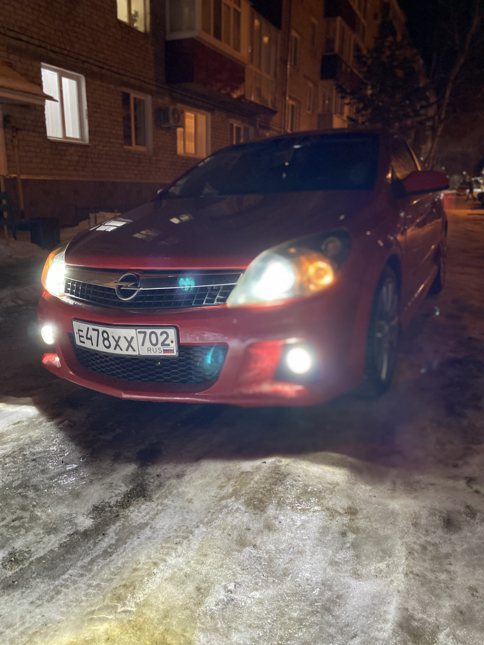 Противотуманные фары — Opel Astra H GTC, 1,8 л, 2008 года | запчасти ...