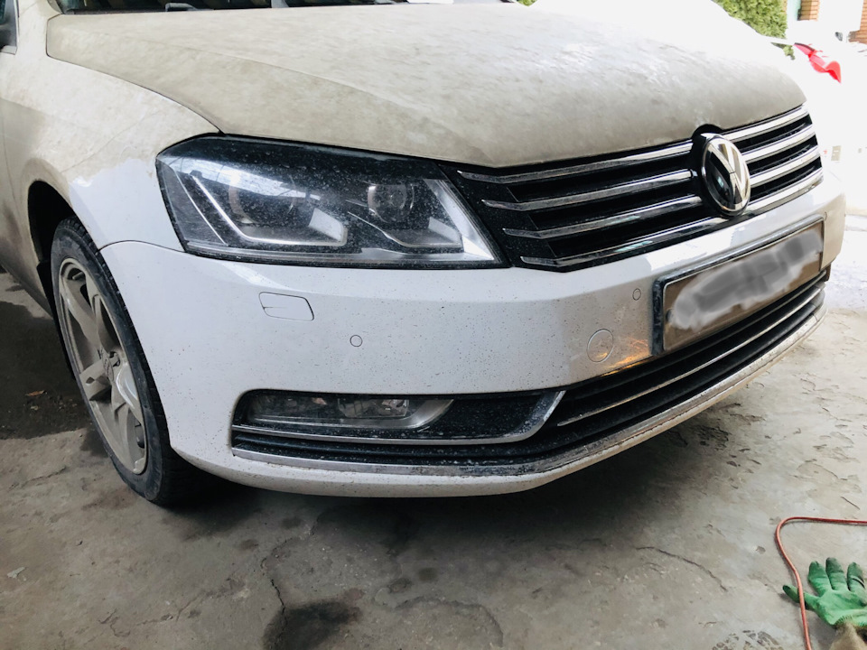 Замена ксеноновой лампы - Volkswagen Passat B6, 1,8 л, 2009 года электроника DRI