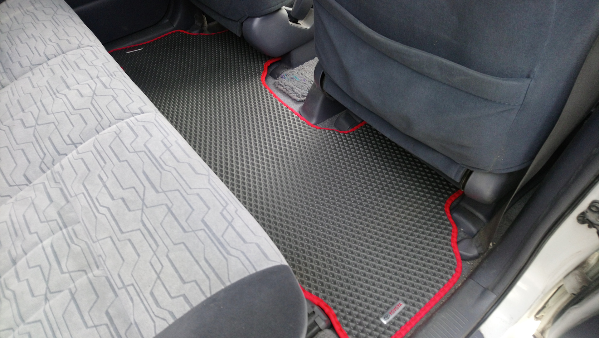 Коврики Toyota Wish 2009 Купить В Красноярске