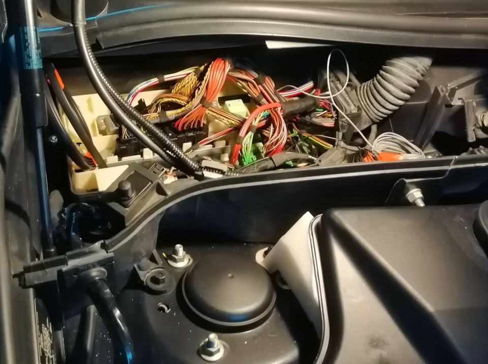 Циркуляция ОЖ между интеркулером и компрессором. — BMW X5 (E53), 4,8 л ...