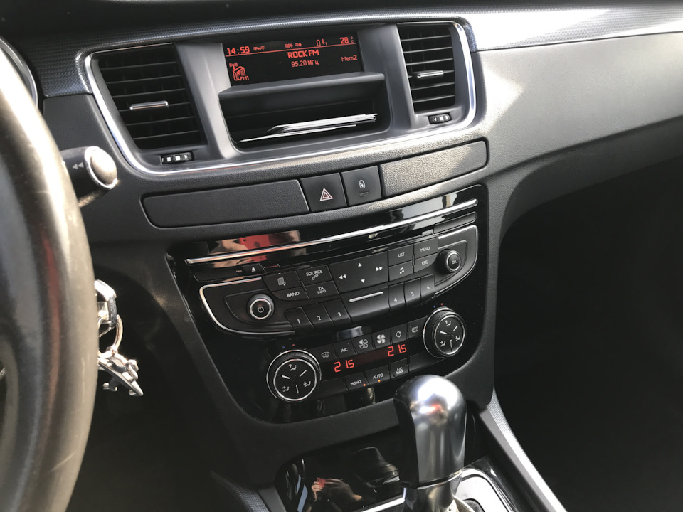 Фото в бортжурнале Peugeot 508 (1G)