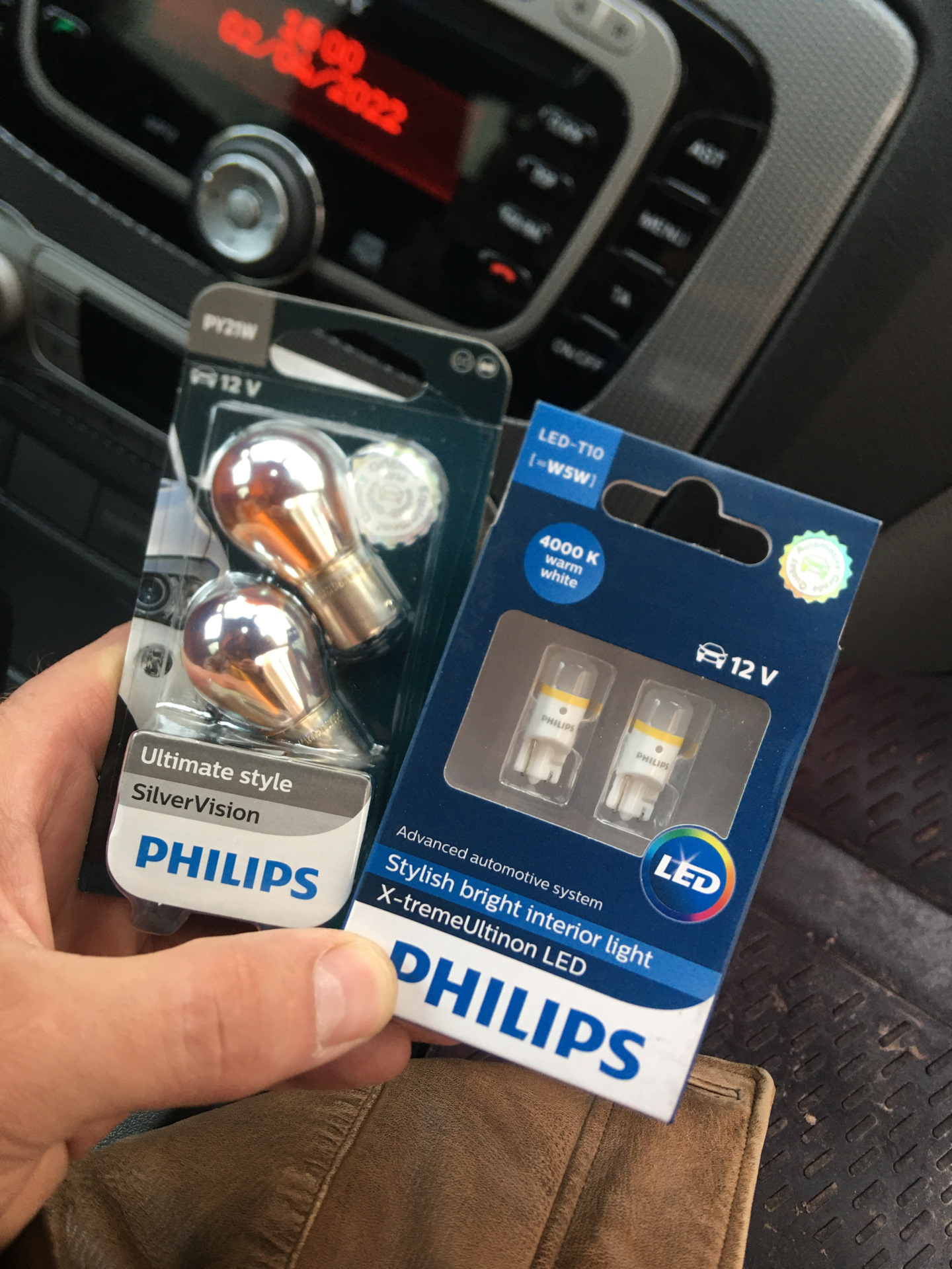 Обновляемся LED лампами PHILIPS — Ford Focus Sedan II, 1,8 л, 2011 года ...