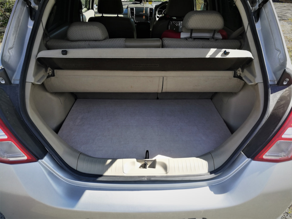 Nissan tiida багажник. Интер спектр багажник Тиида