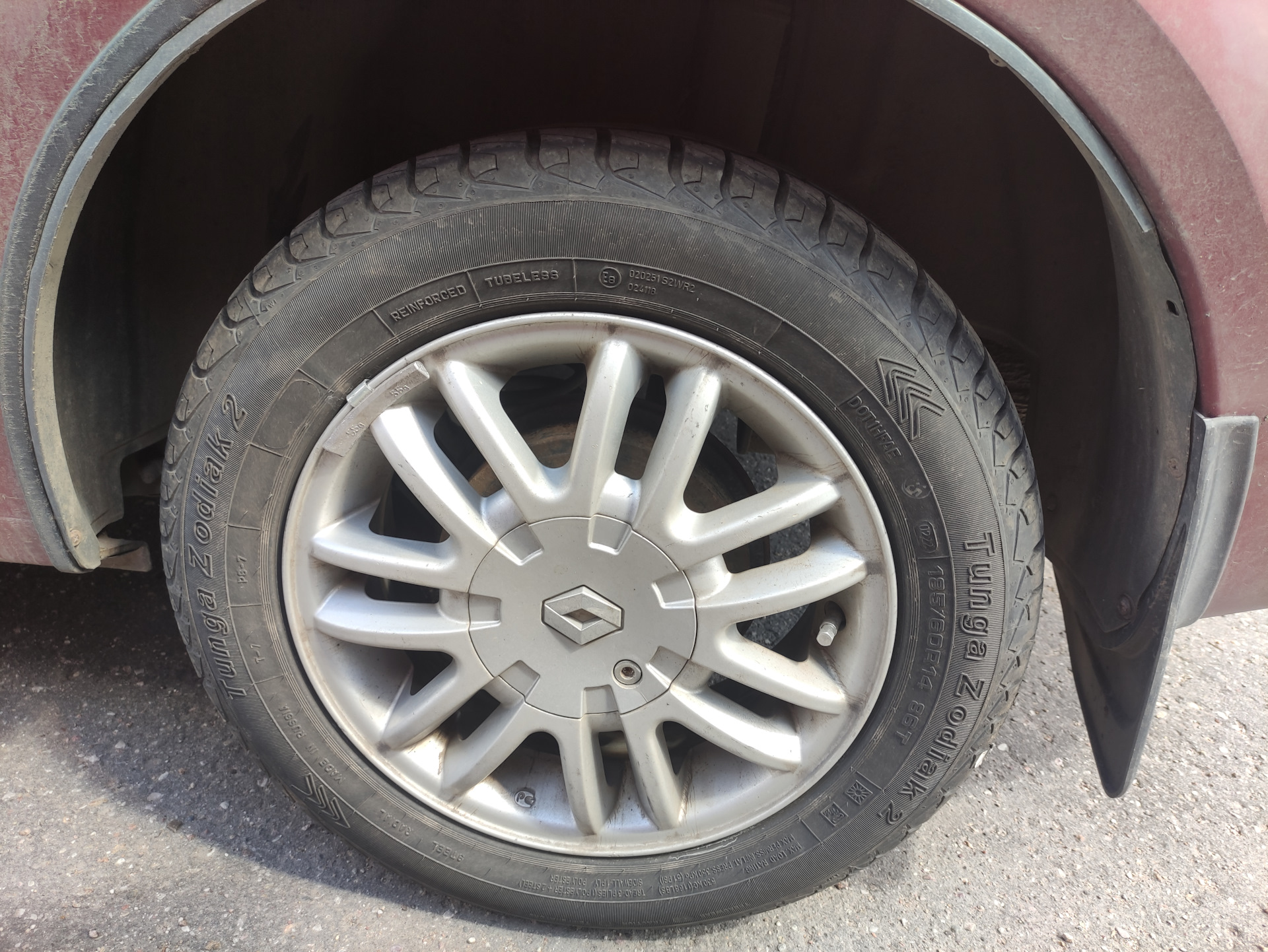Новая запись — Renault Logan (1G), 1,6 л, 2010 года | шины | DRIVE2