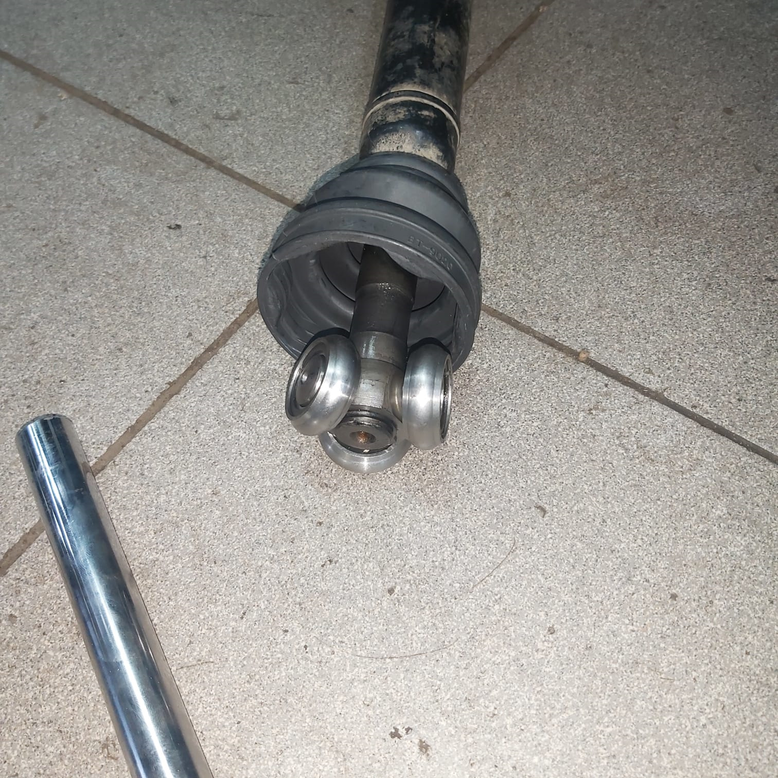 Вибрация при разгоне, замена внутреннего шруса, также опорного ...