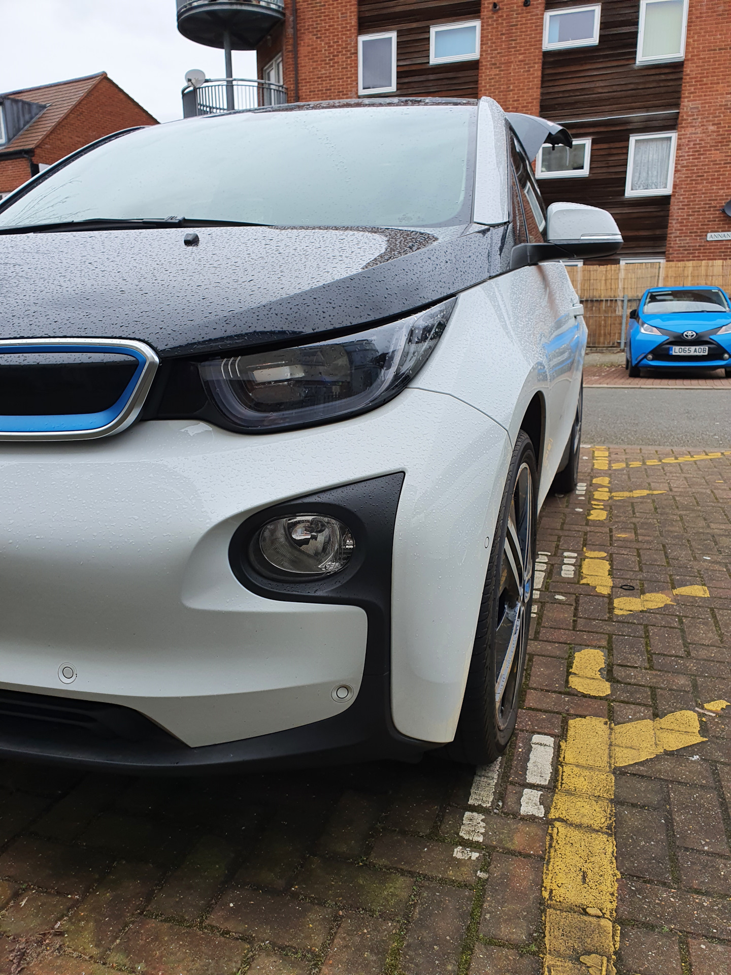 Spacers на Зажигалку — BMW i3, 2014 года стайлинг DRIVE2