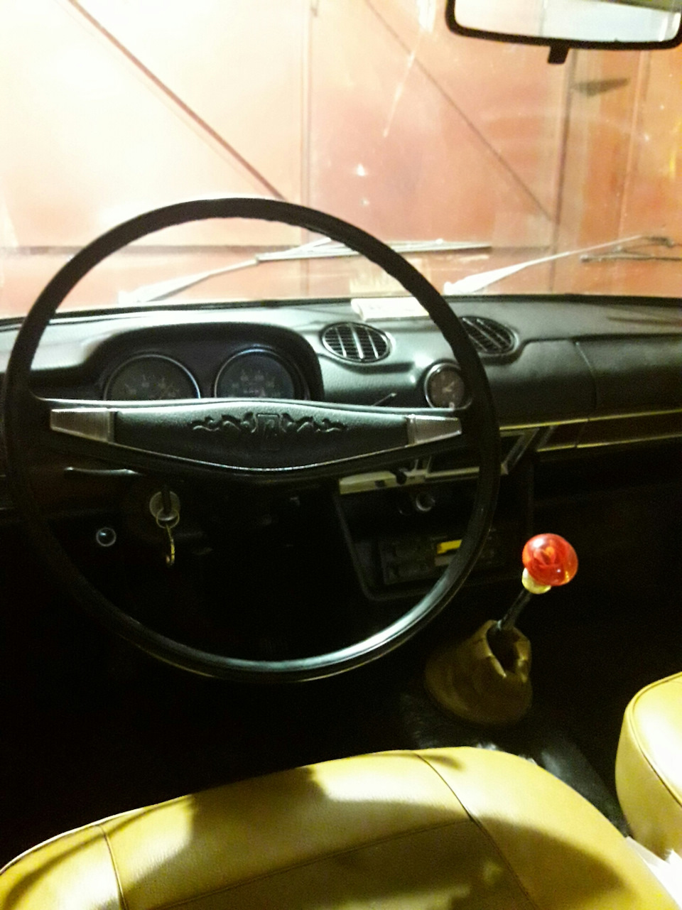 Розочка на ручку КПП из лампочки — Lada 21033, 1,3 л, 1982 года ...