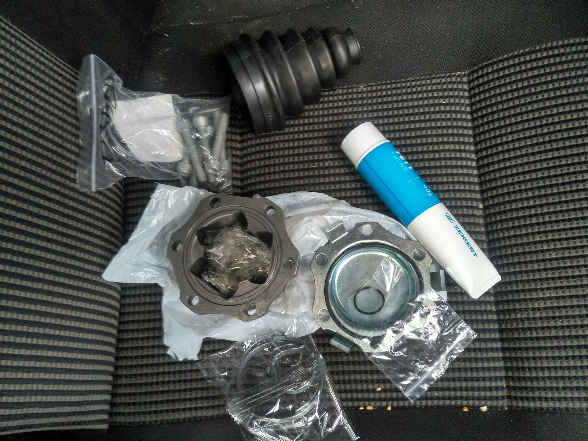 Внутренний ШРУС — Volkswagen Golf Mk4, 1,6 л, 2000 года | своими руками ...