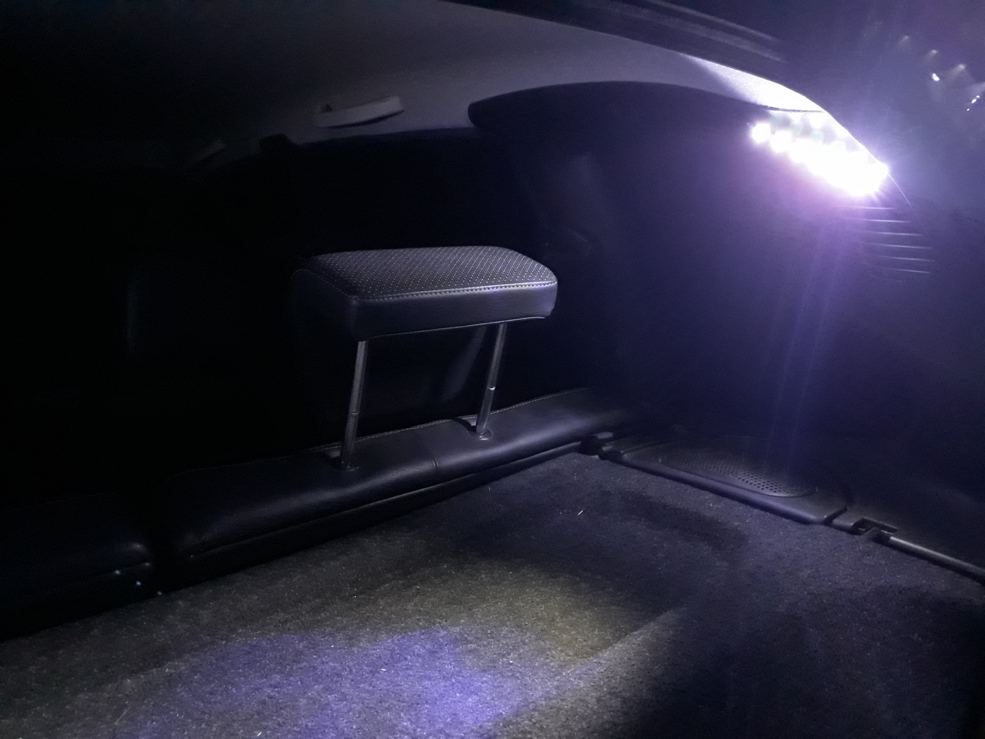 Подсветка багажника шевроле