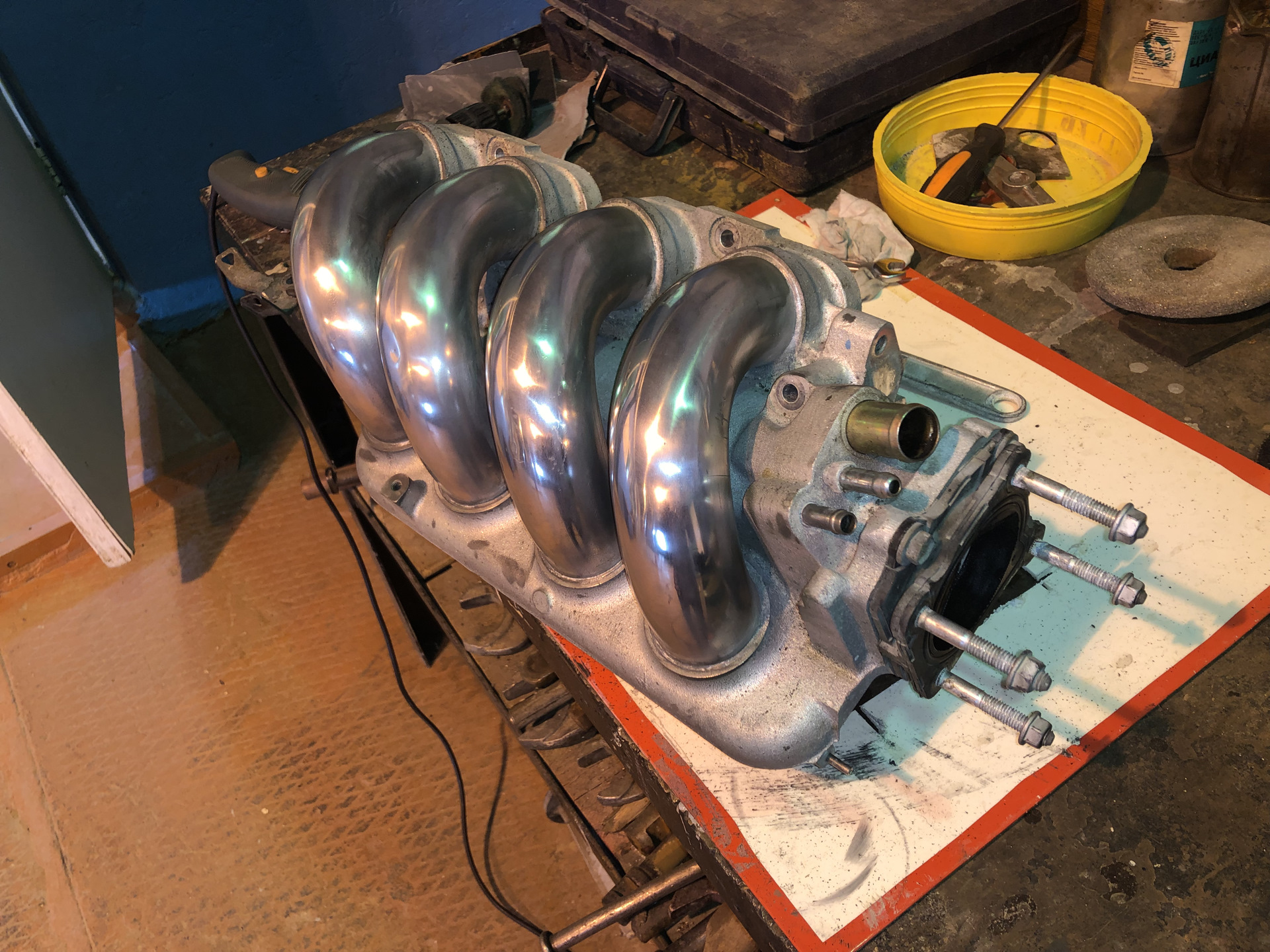 Полировка впускного коллектора — Toyota Celica (230), 1,8 л, 2004 года ...