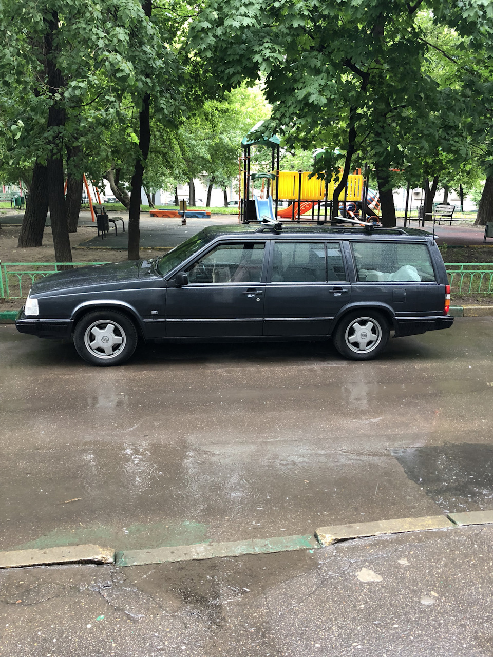 Музыка в машину))) — Volvo 940, 2,3 л, 1998 года | аксессуары | DRIVE2