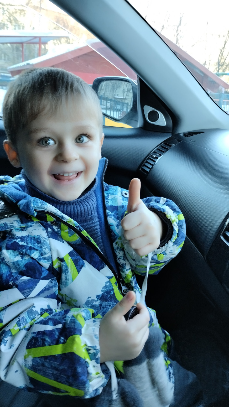 Диод мне в плафон — Mitsubishi Outlander XL, 2,4 л, 2008 года ...