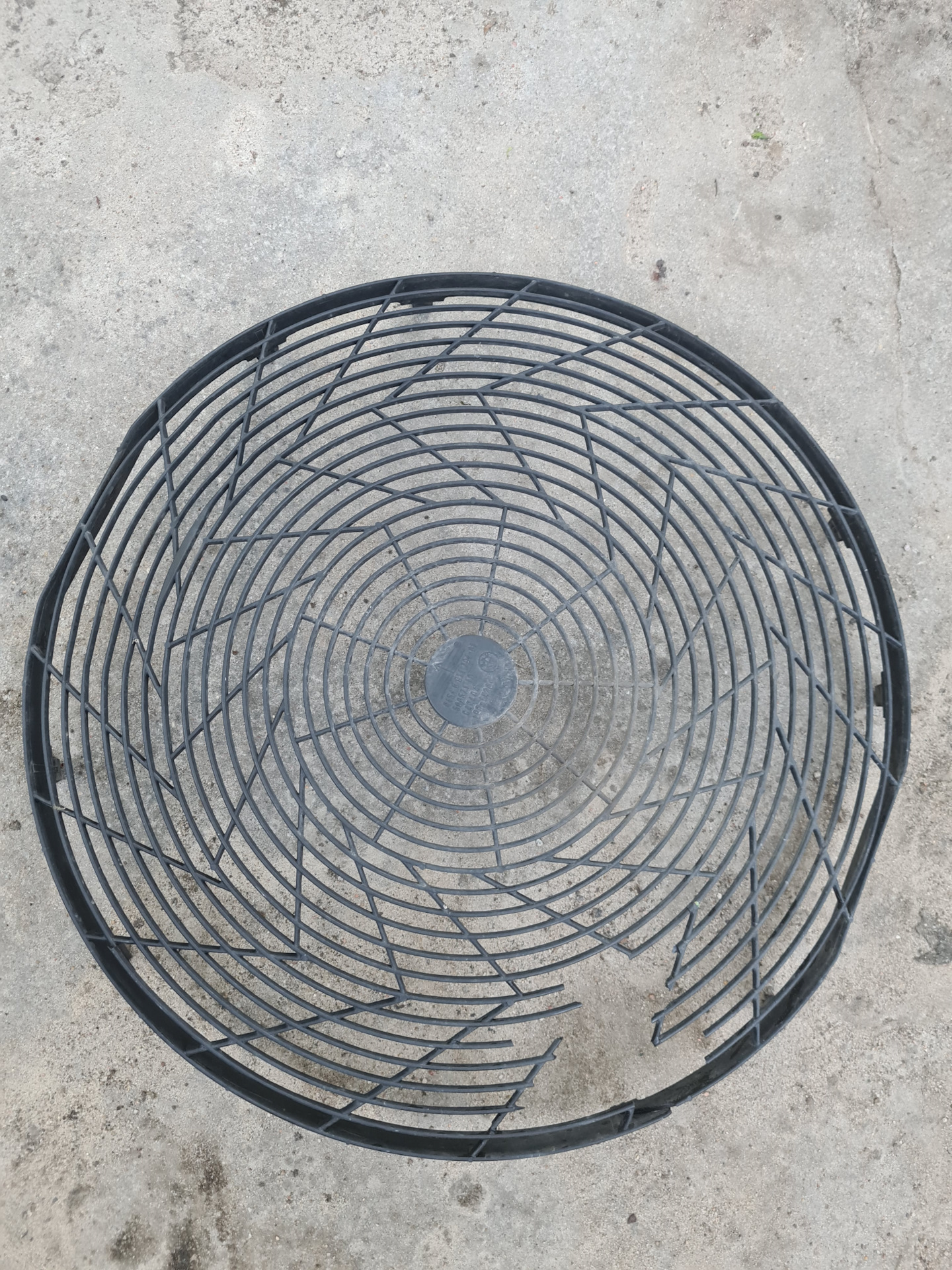 Заяц… Вопрос по креплению воздуховодов? — BMW 7 series (E65/E66), 4,4 л ...