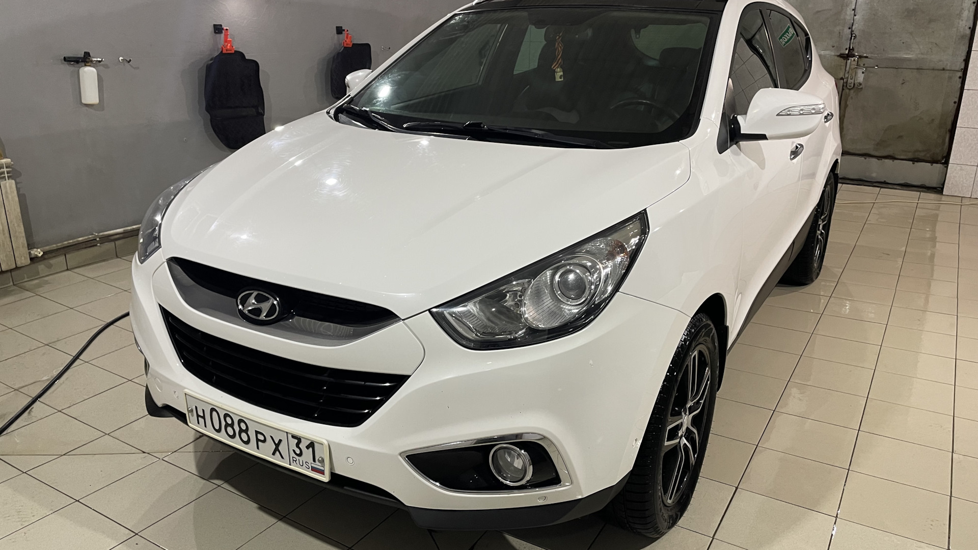 Hyundai ix35 2.0 бензиновый 2012 | Бегемот на DRIVE2