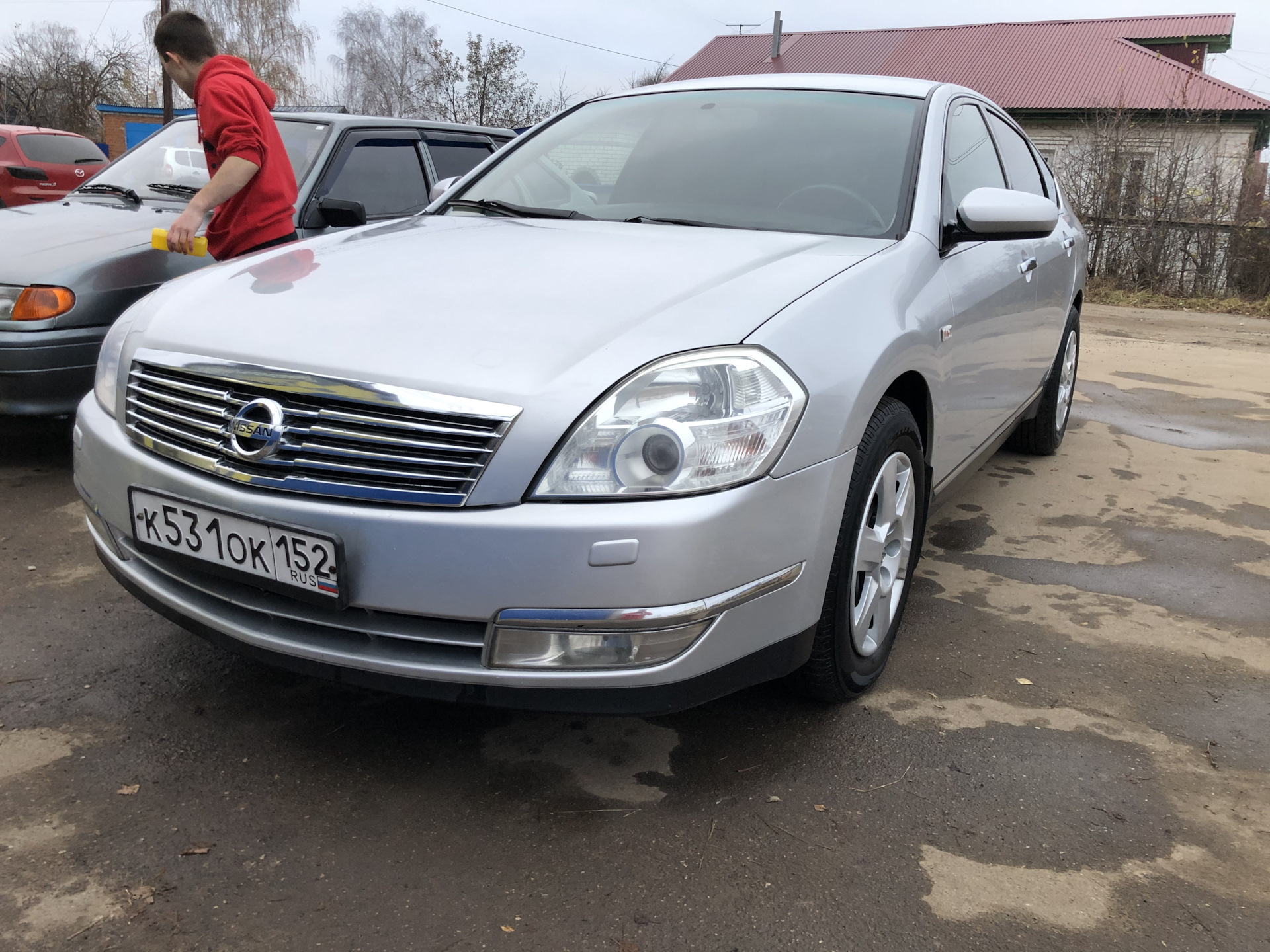 Воняет тухлятиной когда включаешь обдув на лобовое стекло — Nissan Teana  (J31), 2,3 л, 2007 года | поломка | DRIVE2