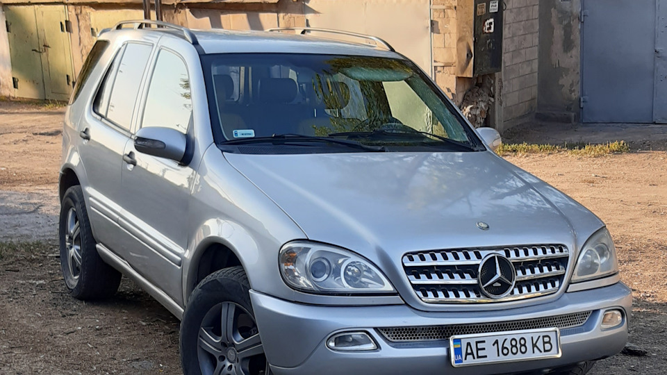 Практически не тормозят задние колёса, нет abs и esp — Mercedes-Benz M ...