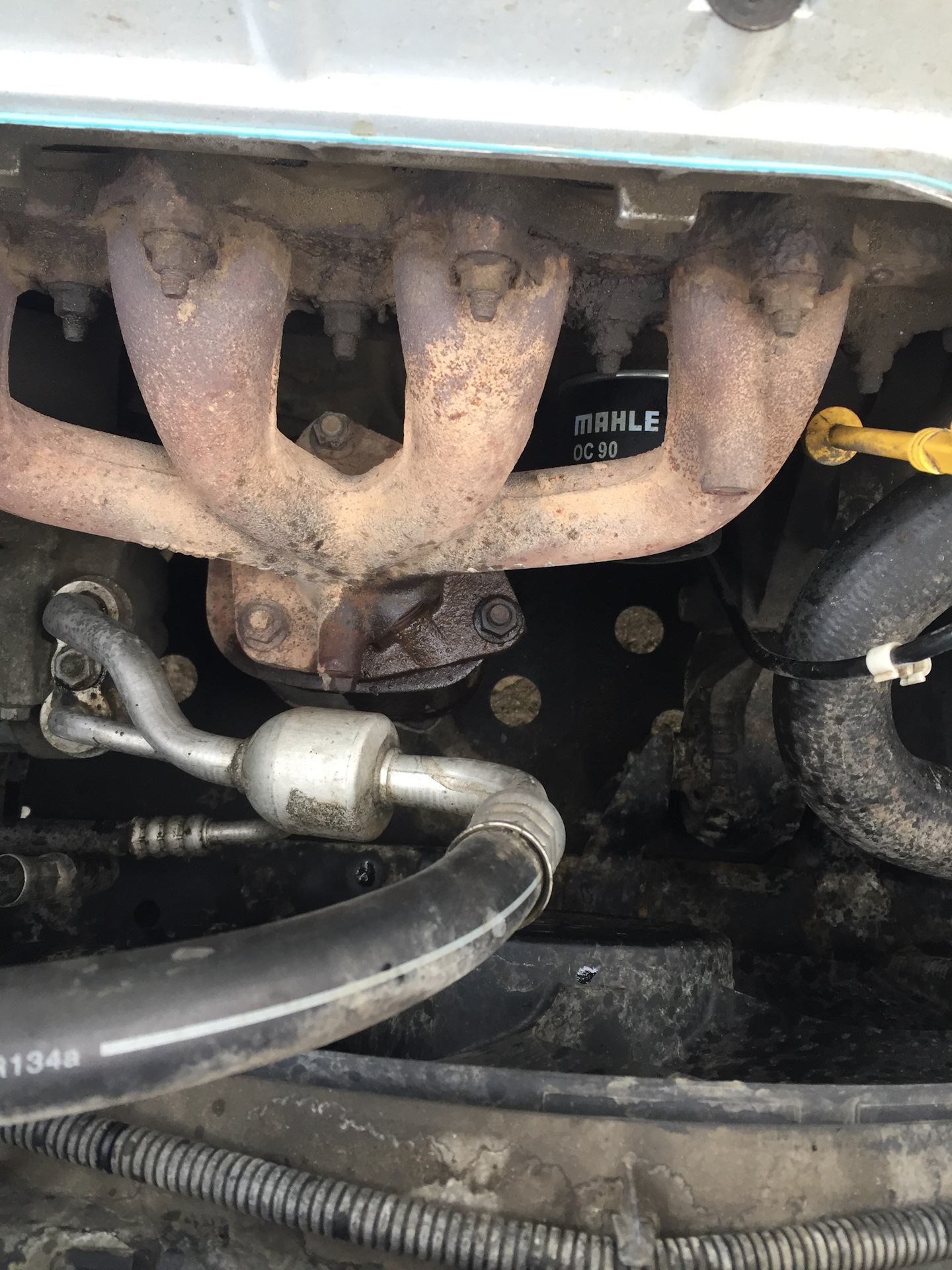 Замена аккумулятора — SsangYong Kyron, 2,3 л, 2011 года | расходники ...