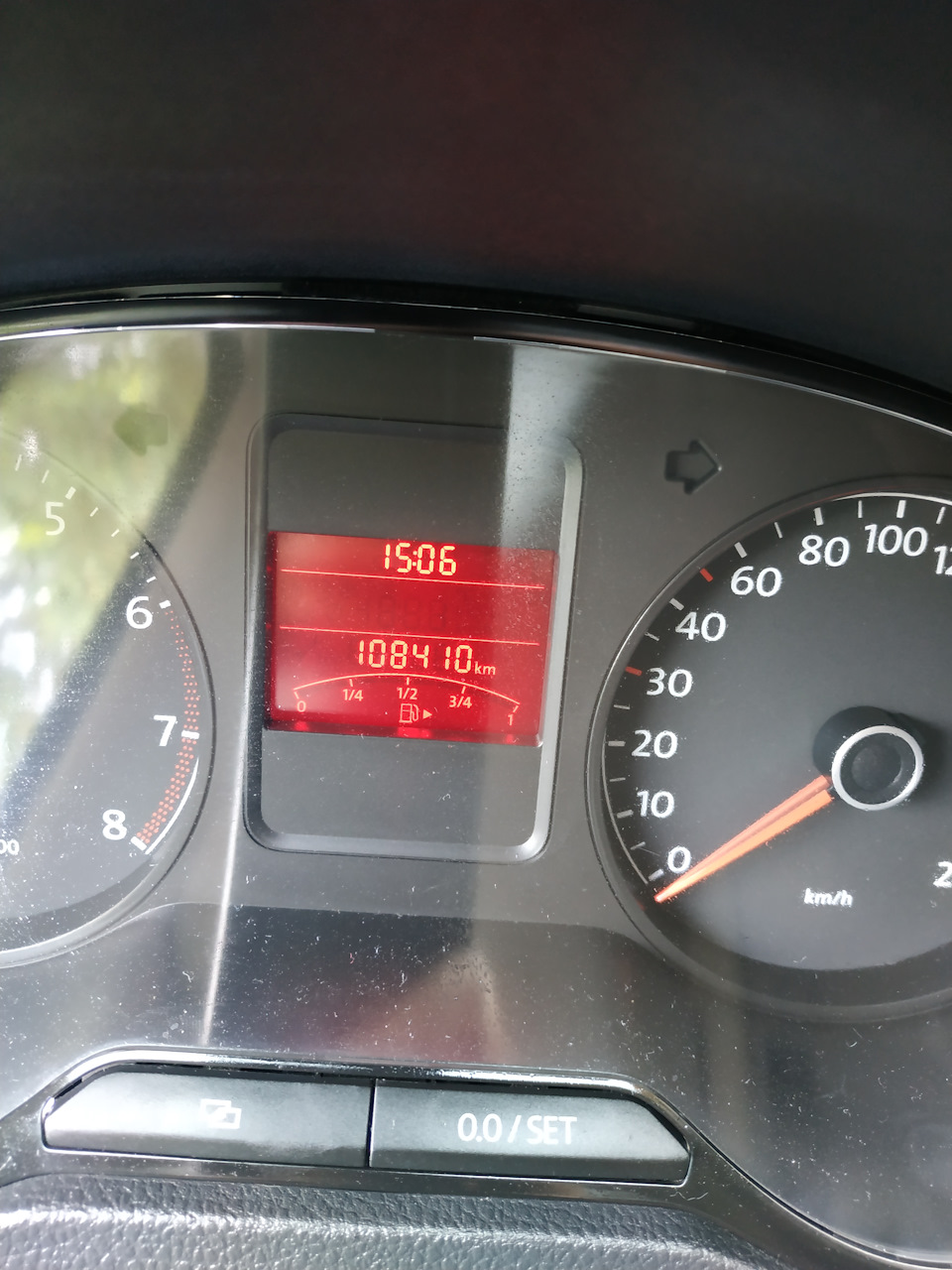 Замена ламп h4 — Volkswagen Polo Sedan, 1,6 л, 2011 года | своими ...