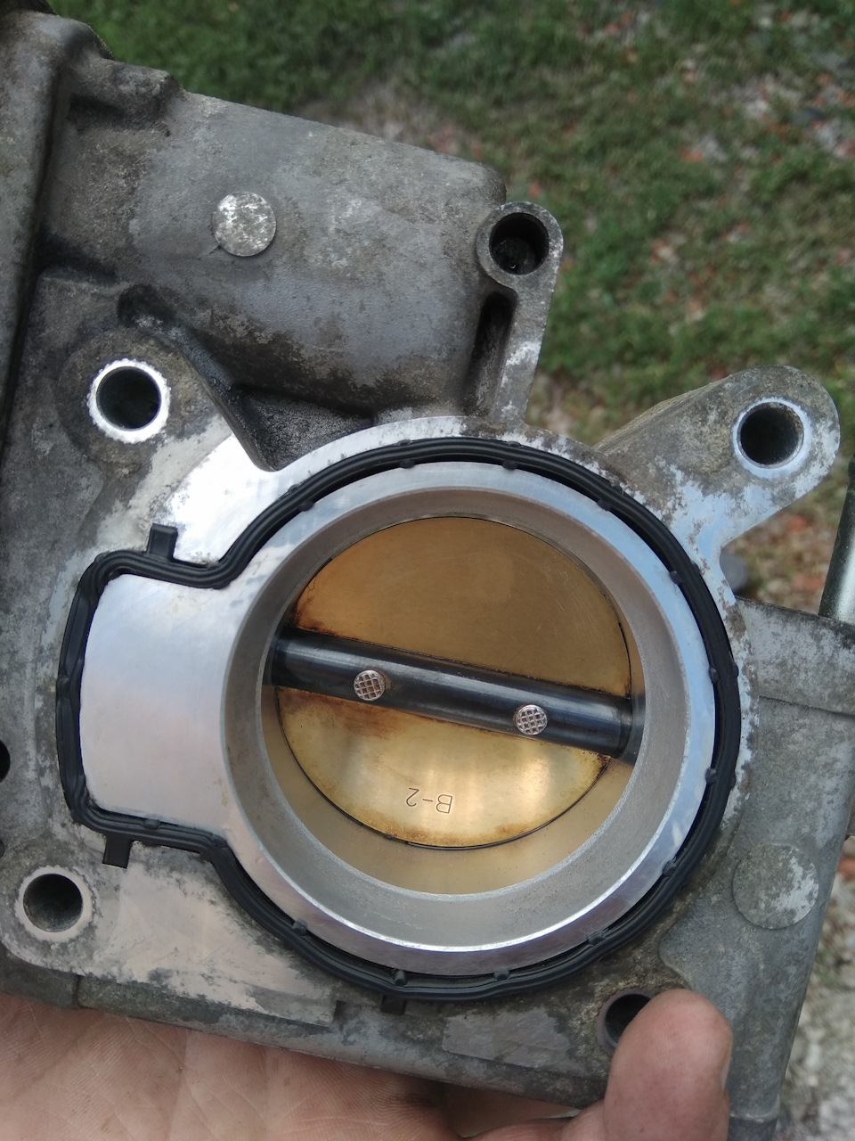 Чистка дроссельной заслонки Мазда 5 и вопрос знатокам! — Mazda 5, 2 л ...