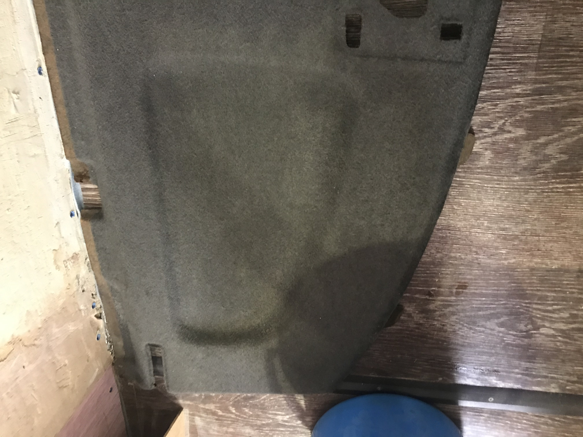 Штатные очиститель воздуха + сабвуфер в заднюю полку — Toyota Chaser ...