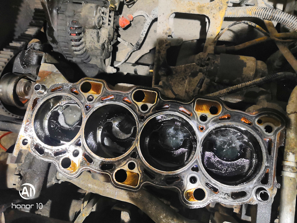 Залили в котлы GZOX, пусть пока откисает — Mitsubishi Legnum