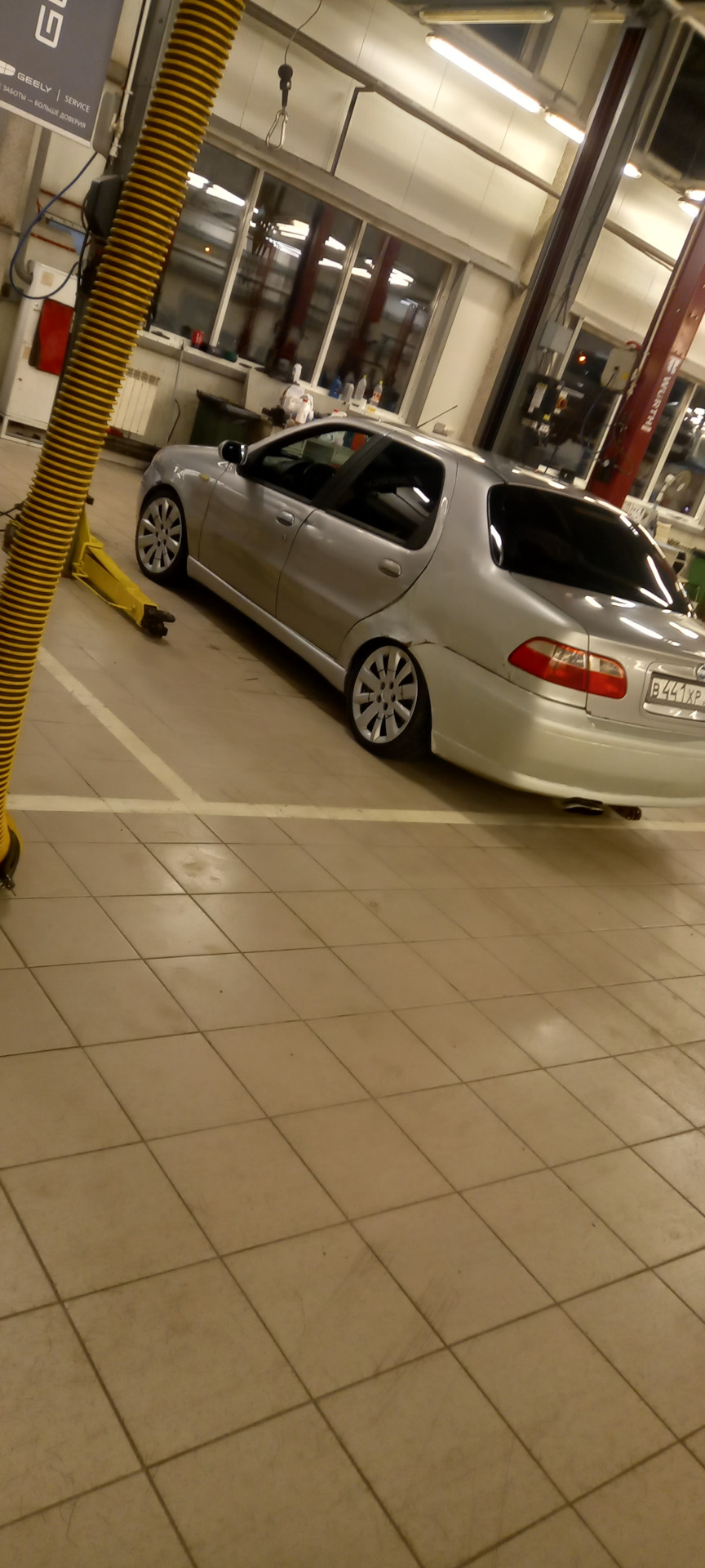 Колпаки r16 на диски r14) — FIAT Albea, 1,4 л, 2009 года | тюнинг | DRIVE2