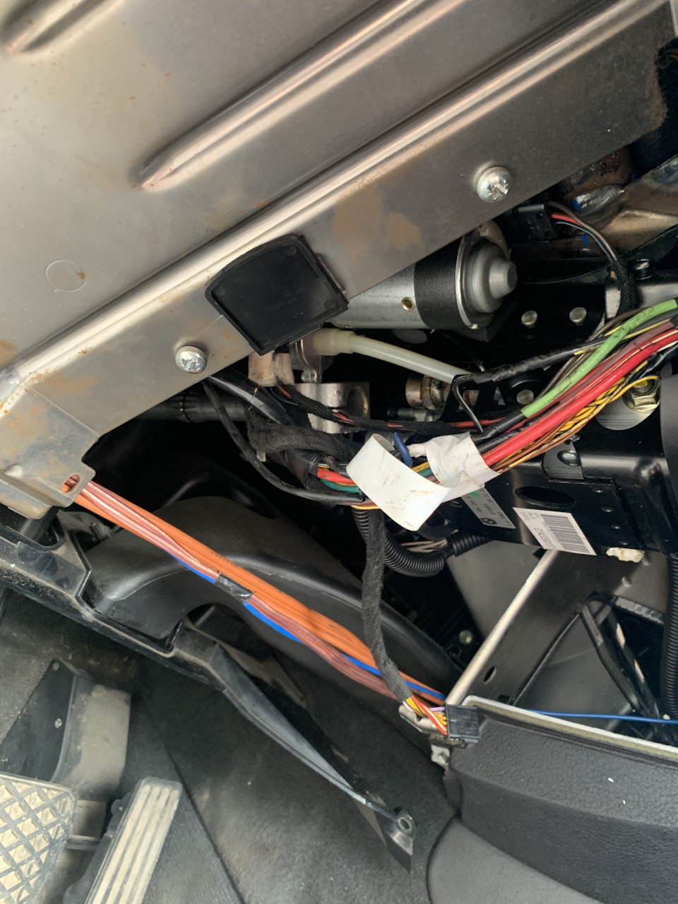 Датчик положения руля ошибка ушла — BMW X5 (E53), 3 л, 2003 года ...