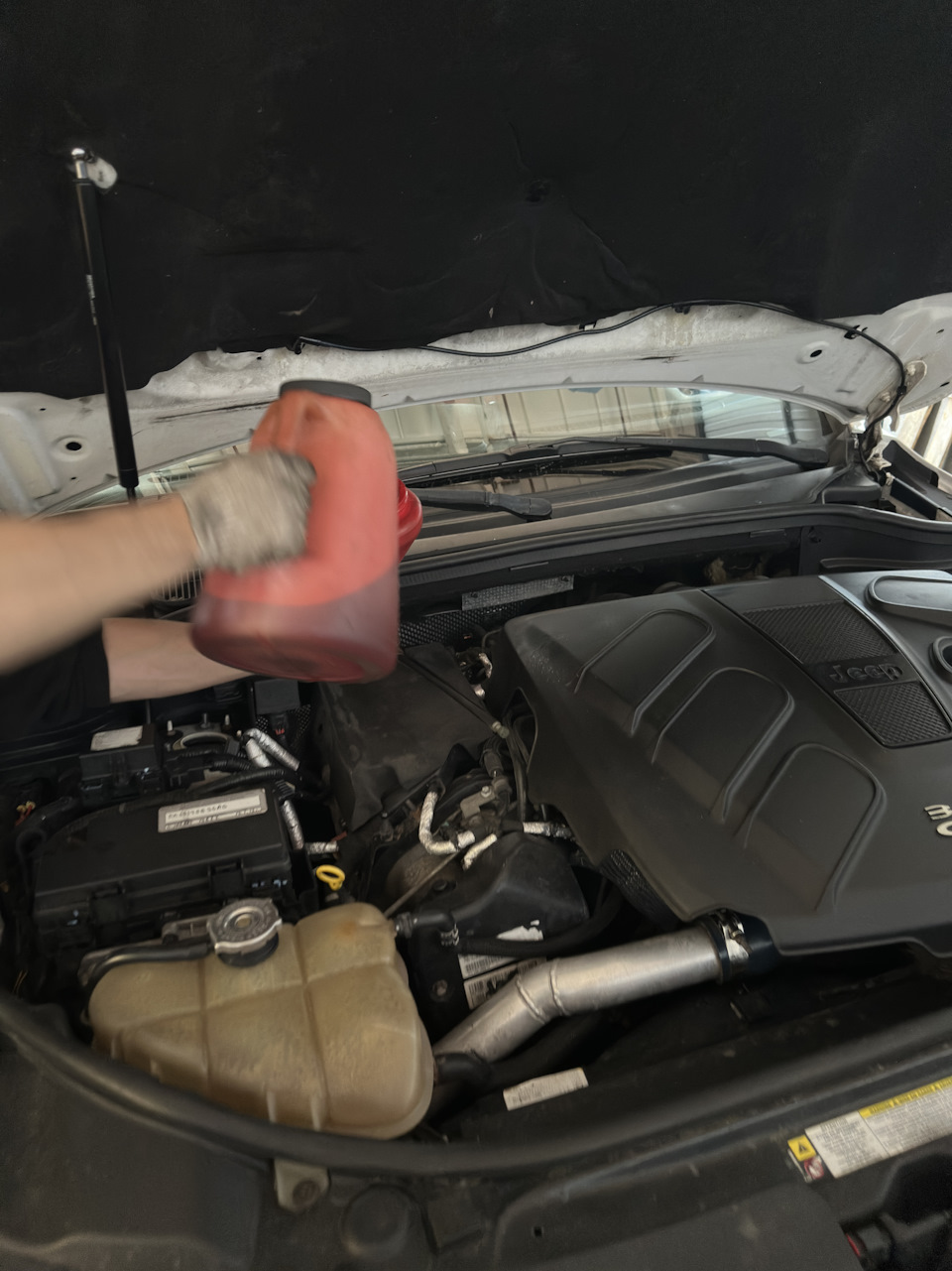 Фото в бортжурнале Jeep Grand Cherokee (WK2)