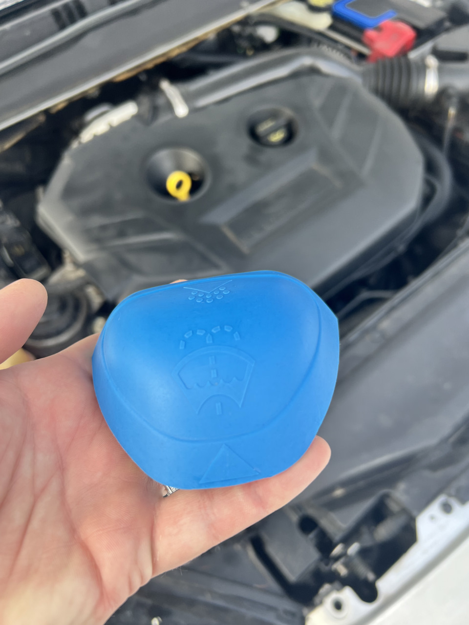 Крышка бачка омывателя VAG — Ford Fusion (America) (2G), 2 л, 2014 года ...