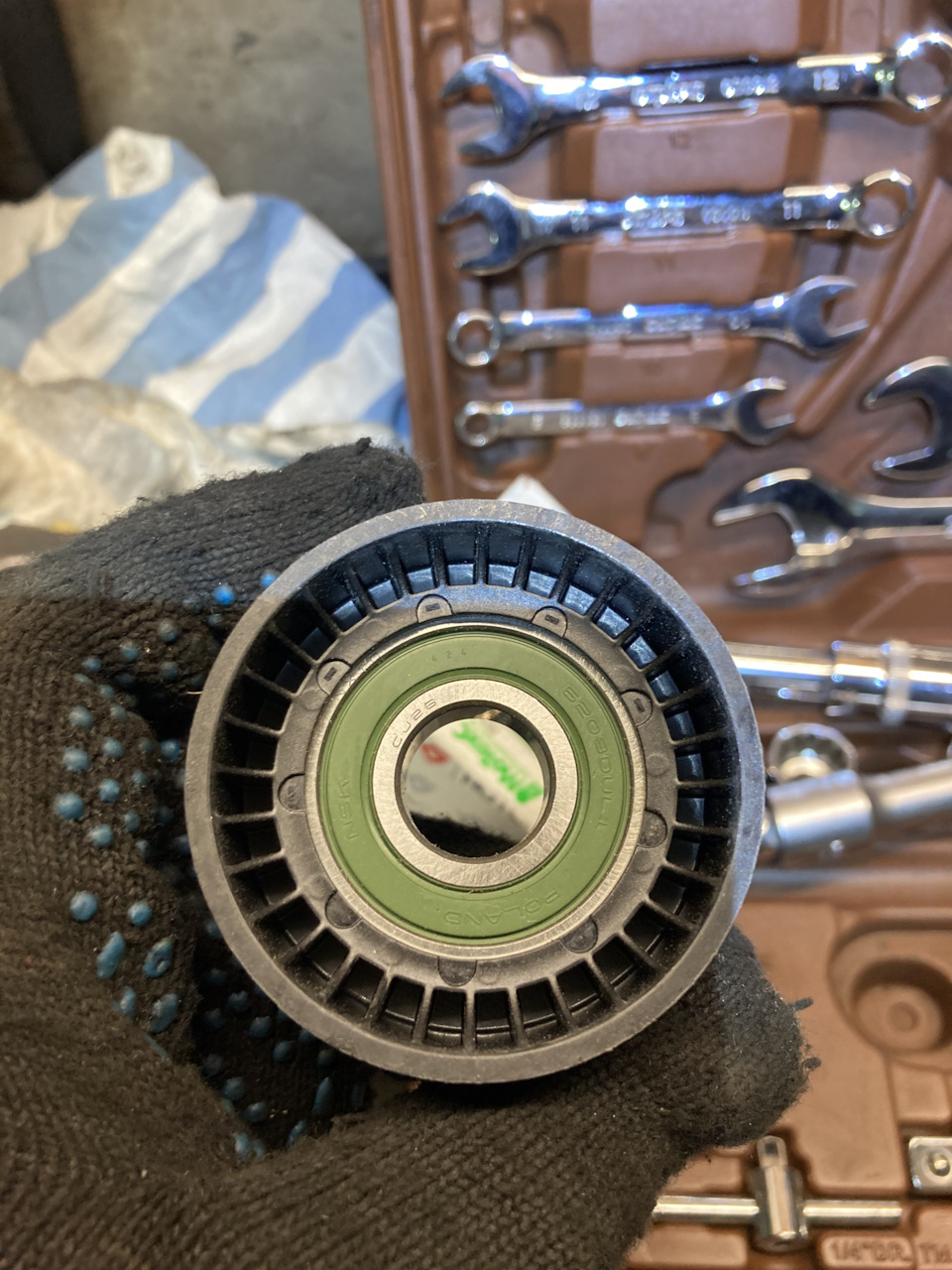 Замена Обводного ролика — Renault Vel Satis, 2 л, 2005 года | плановое ...