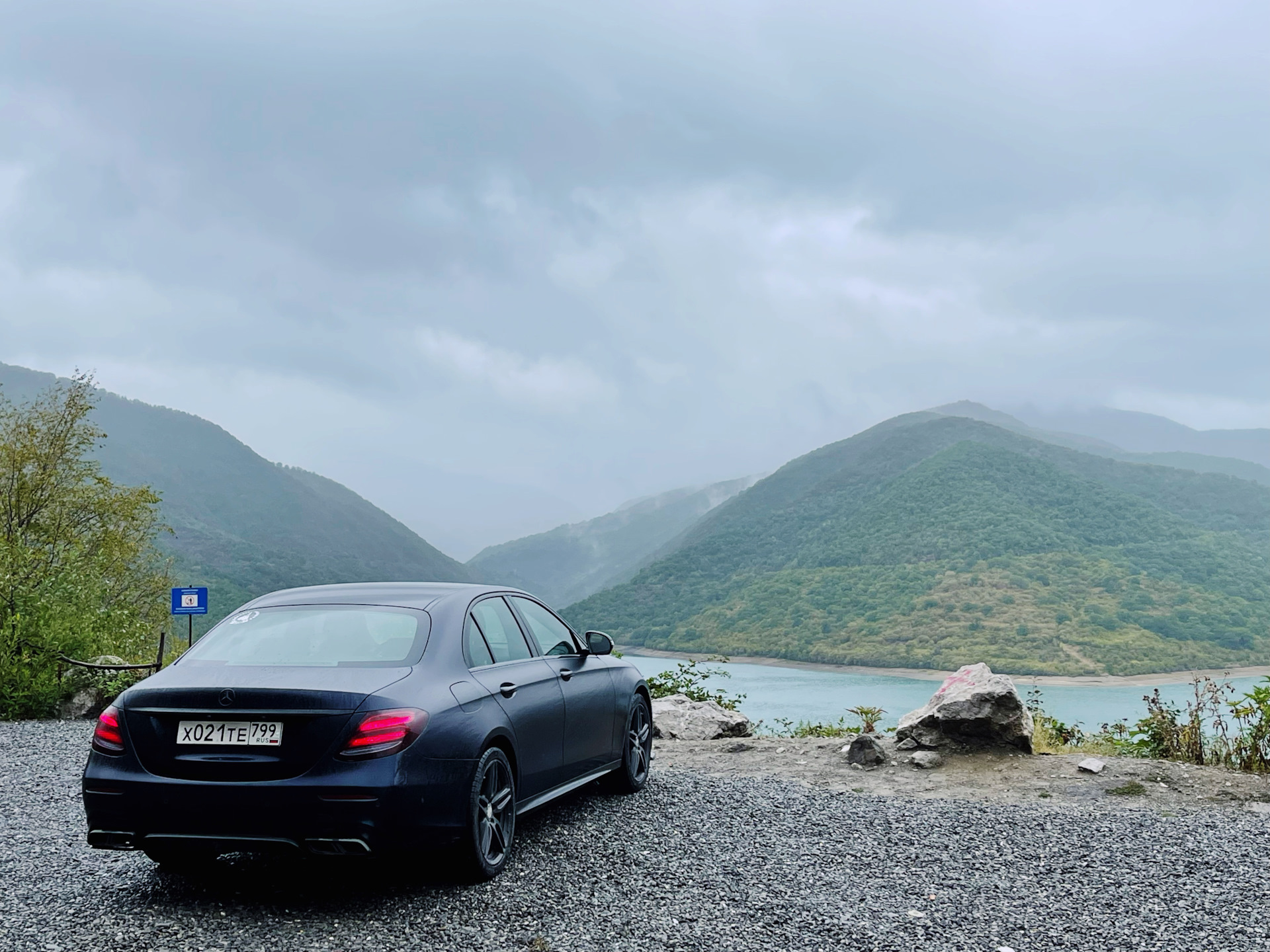 44. АвтоТрип Часть 1/5. Дорога из Сочи в Грузию — Mercedes-Benz E-class  (W213), 2 л, 2019 года | путешествие | DRIVE2