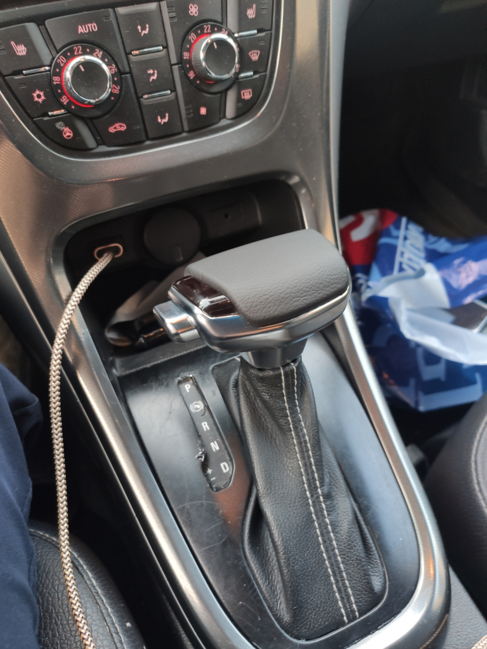 Новая ручка АКПП — Opel Astra J, 1,6 л, 2010 года | аксессуары | DRIVE2