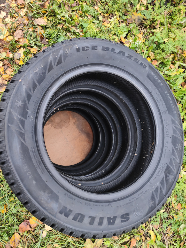 Шины зимние нешипованные Sailun 175/65 R14 на Lada Гранта, Lada Гранта ...