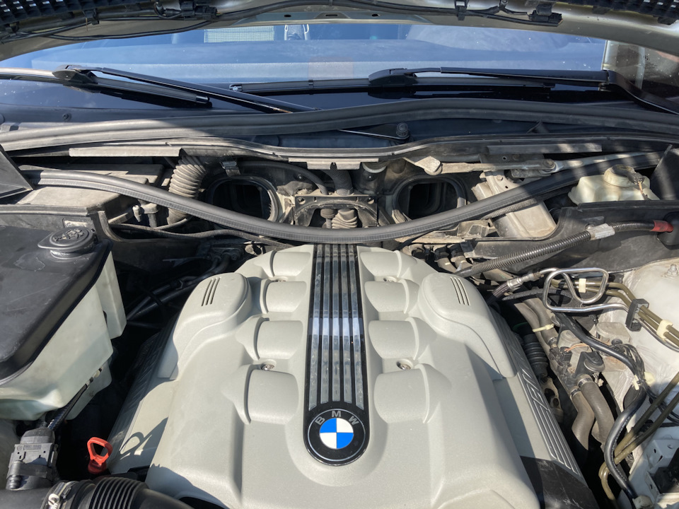 Photo from the logbook BMW X5 (E53)