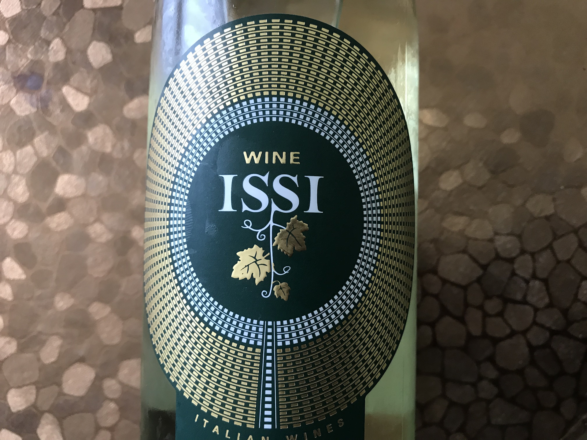 Issi Love
