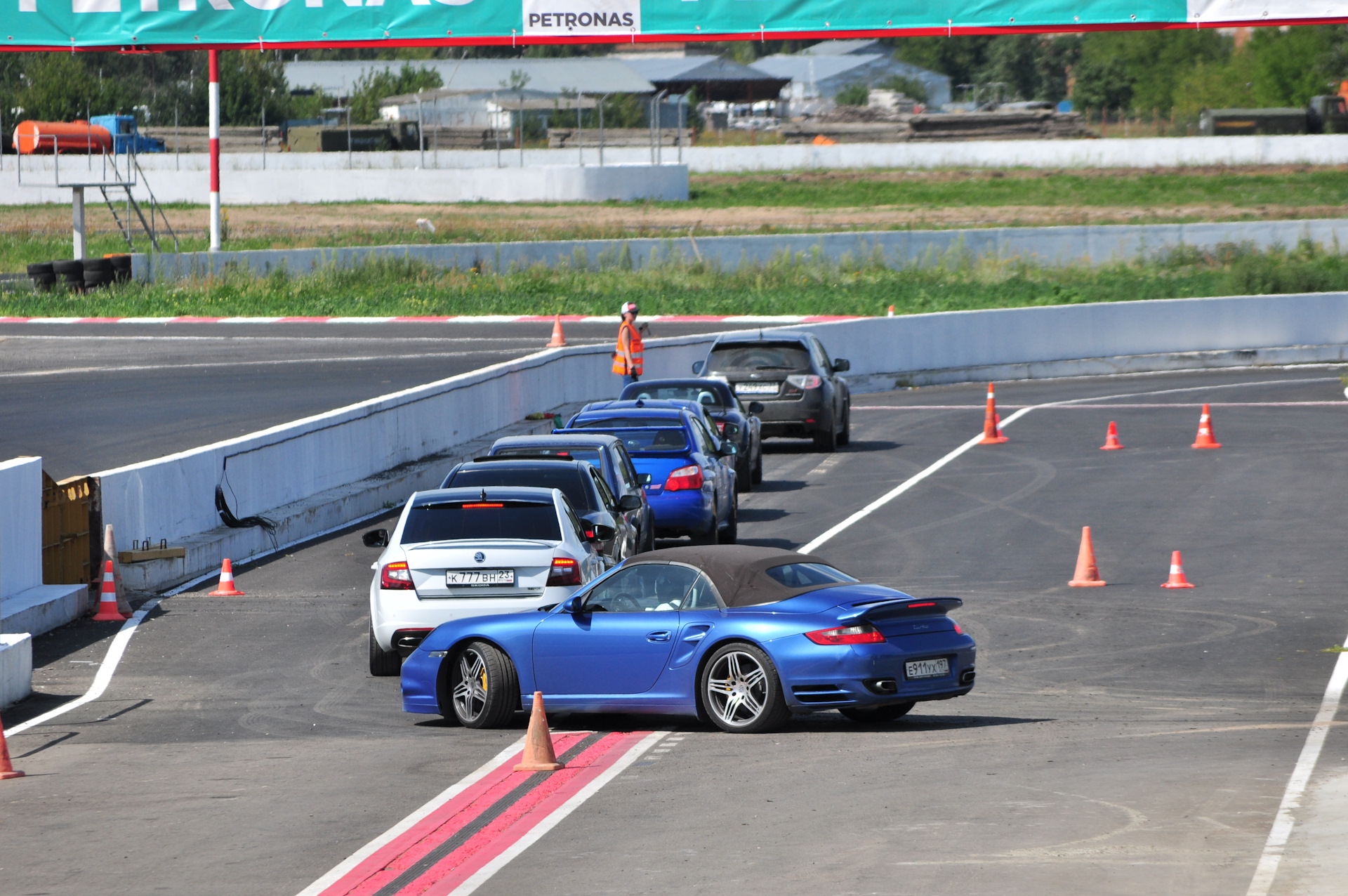 Автодром ADM Raceway