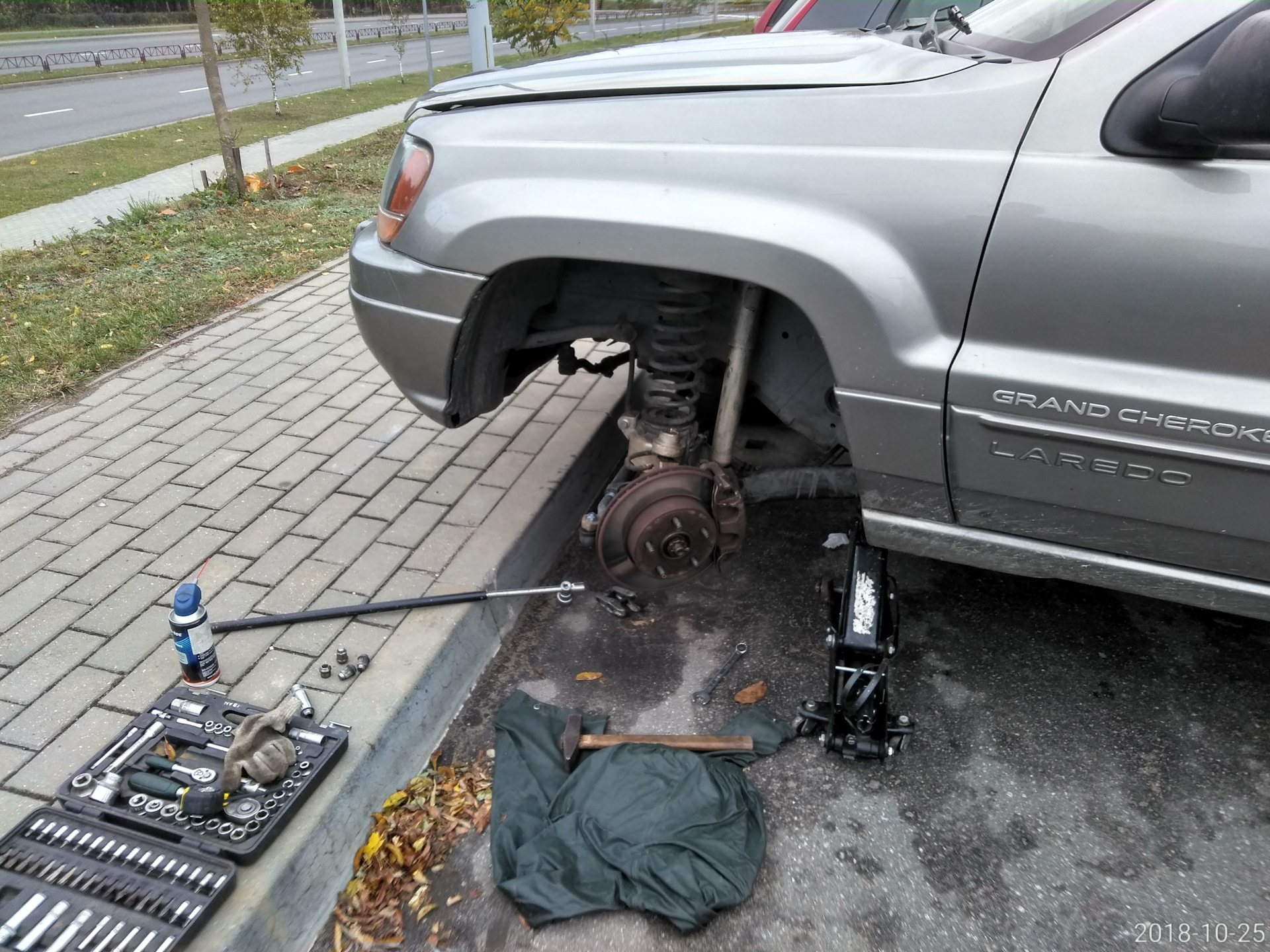 Регулировка схождения и проверка развала. — Jeep Grand Cherokee (WJ), 4 л,  1999 года | визит на сервис | DRIVE2