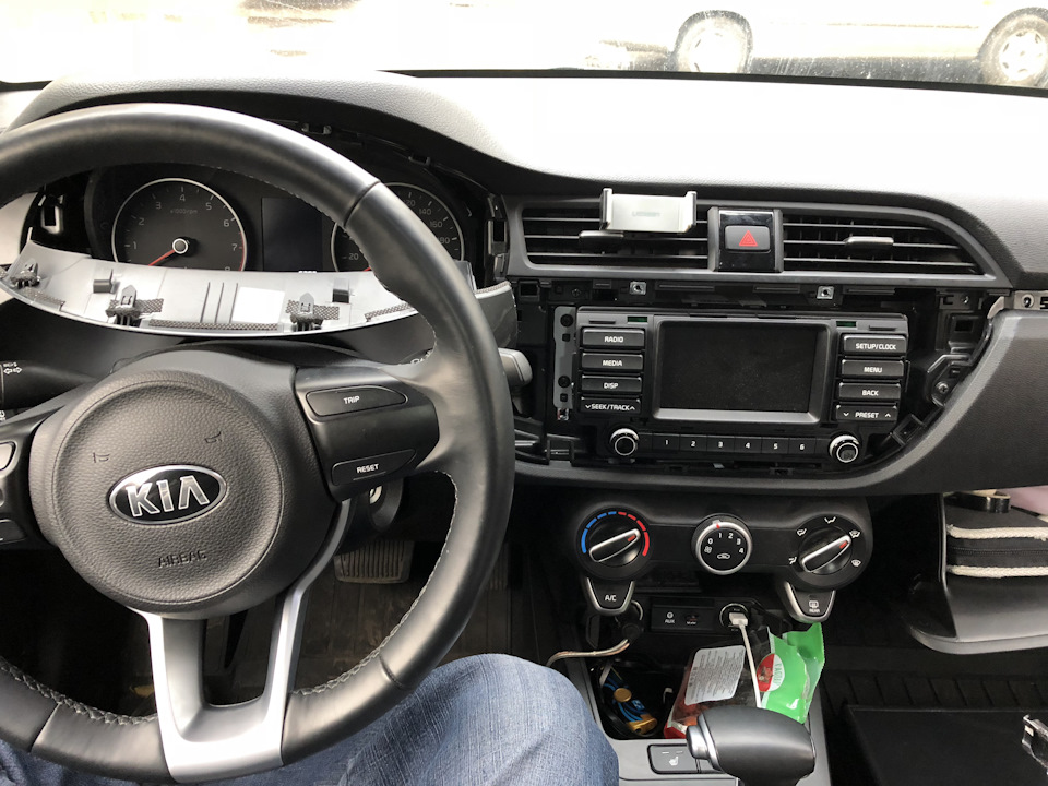 Интерьер kia rio x line