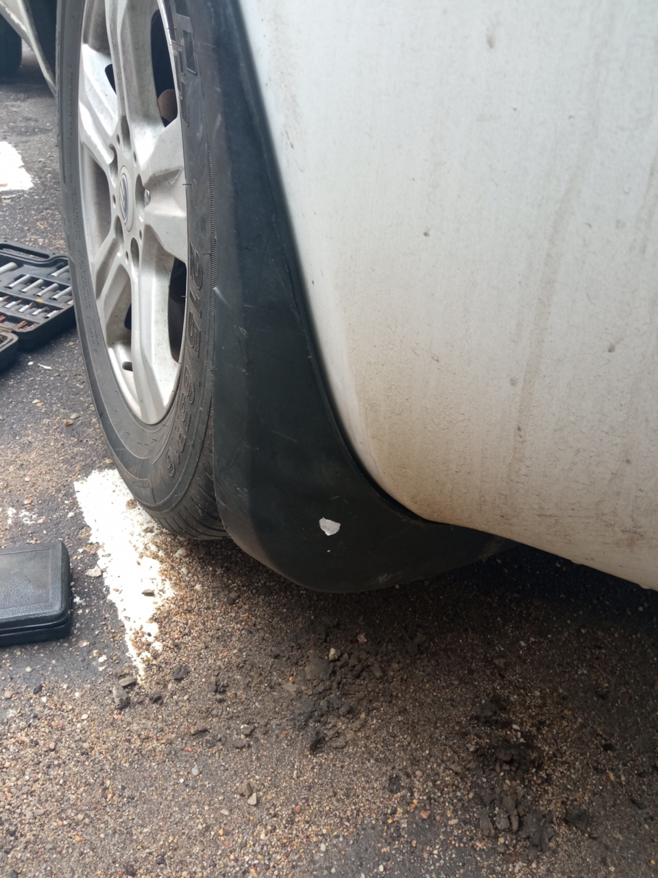 Брызговик — Lifan X60, 1,8 л, 2013 года | своими руками | DRIVE2