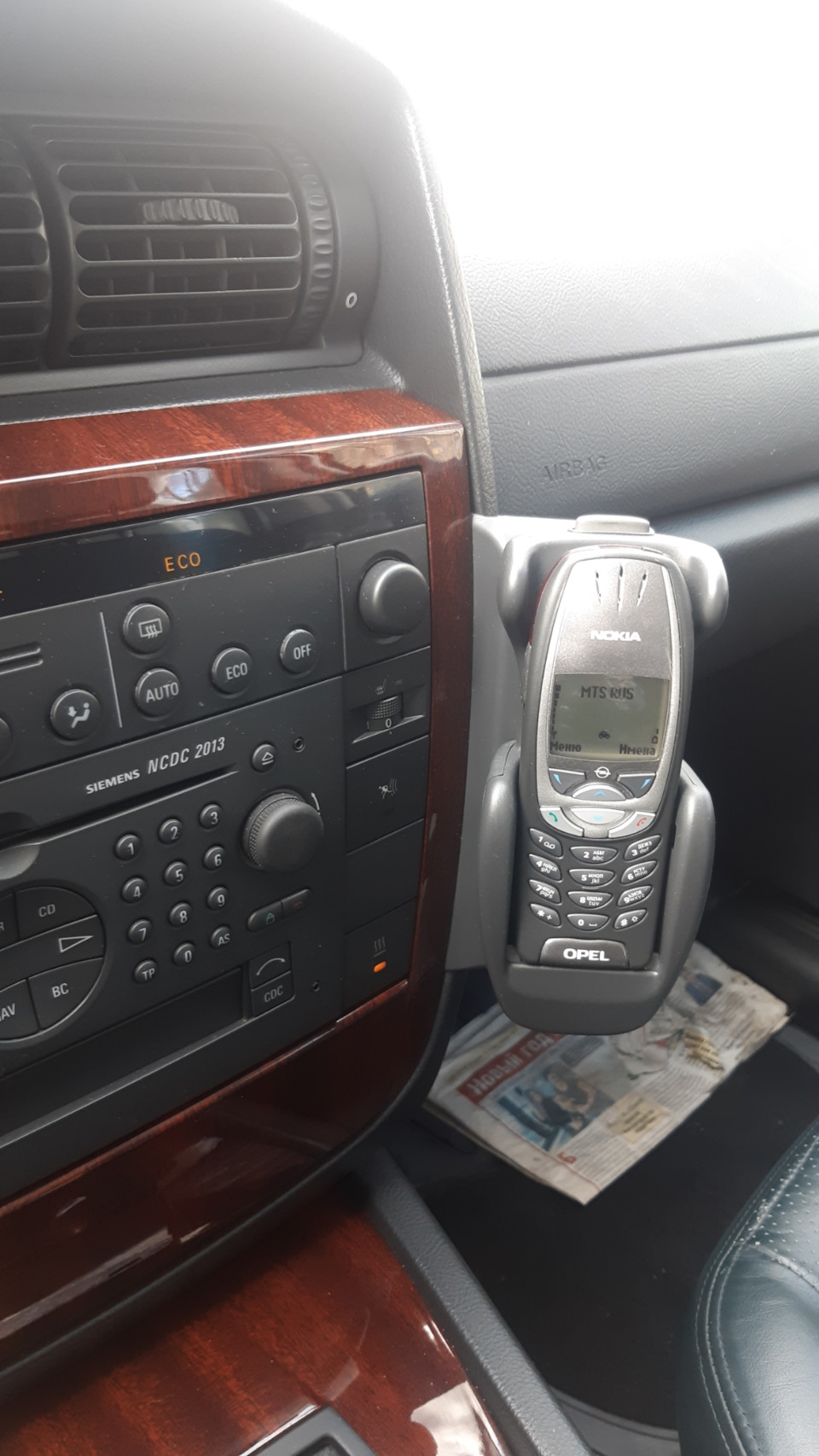 Nokia Opel — Opel Omega B, 2,2 л, 2002 года | аксессуары | DRIVE2