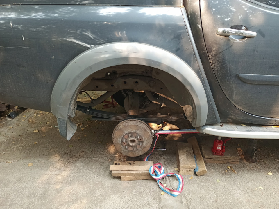 Фото в бортжурнале Mitsubishi L200 (4G)