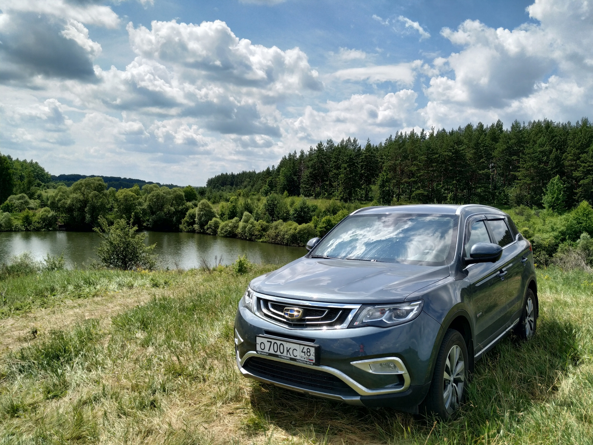 Дилер атлас. Geely Atlas drive2. Geely Atlas тонировка. Джили атлас 8 про. Geely Atlas лето.