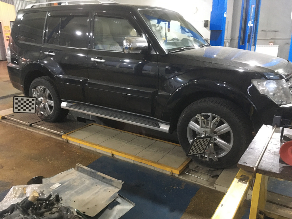 Фото в бортжурнале Mitsubishi Pajero (4G)