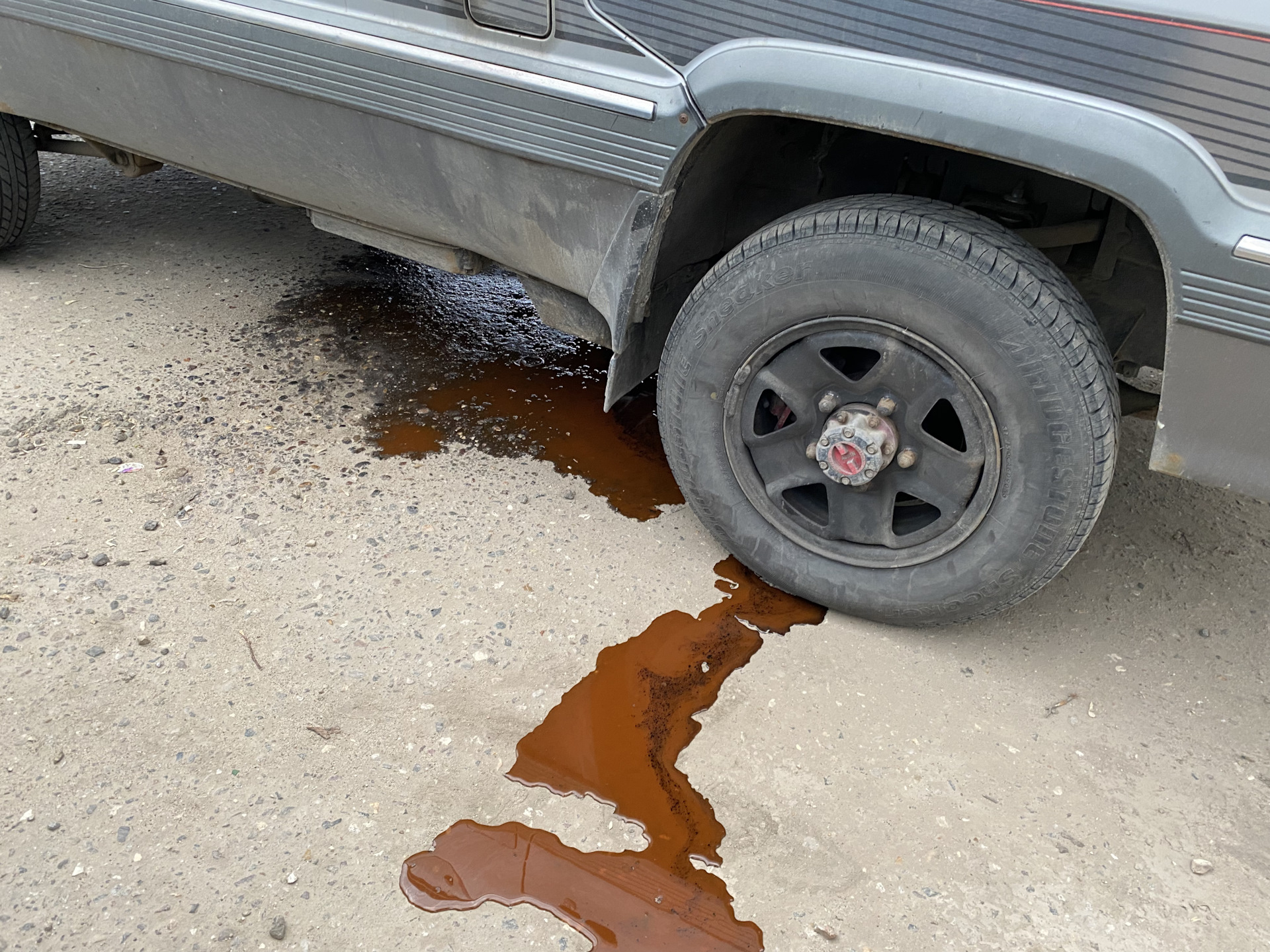 Потек антифриз, беда пришла неожиданно — Toyota Town Ace (2G), 2 л ...