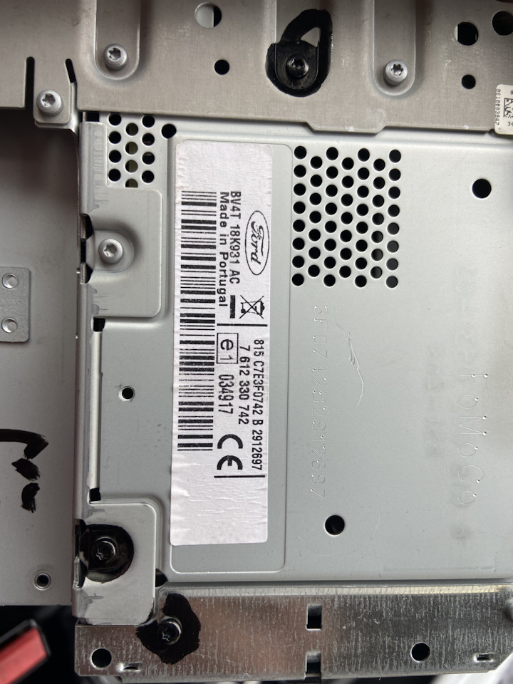 Blaupunkt mca с видовходом на Ford C-Max I, Ford Focus II Hatchback ...