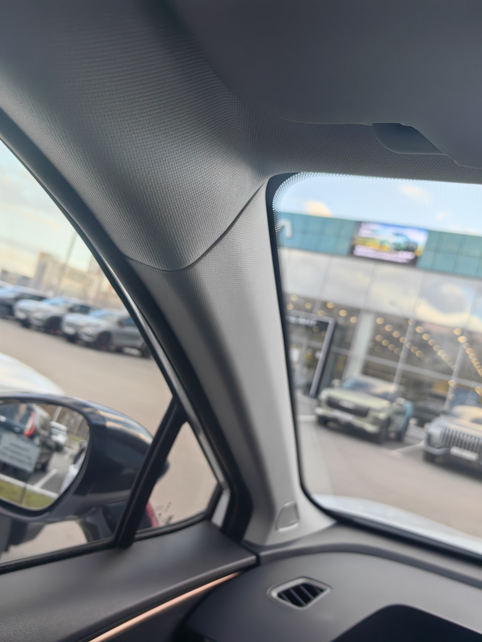 Фото в бортжурнале Omoda C5