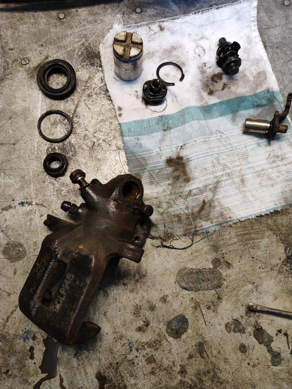 Нету новогоднего настроения. Цитаты про новый год. Новогоднее настроение цитаты. Как встретить новый год прикол. Скоро новый год!.