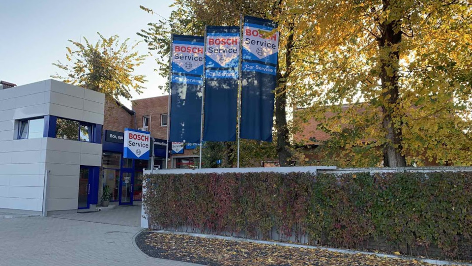 Установка нового АКБ VARTA Silver Dynamic 12B 100Ah 830A(EN) R+ ...