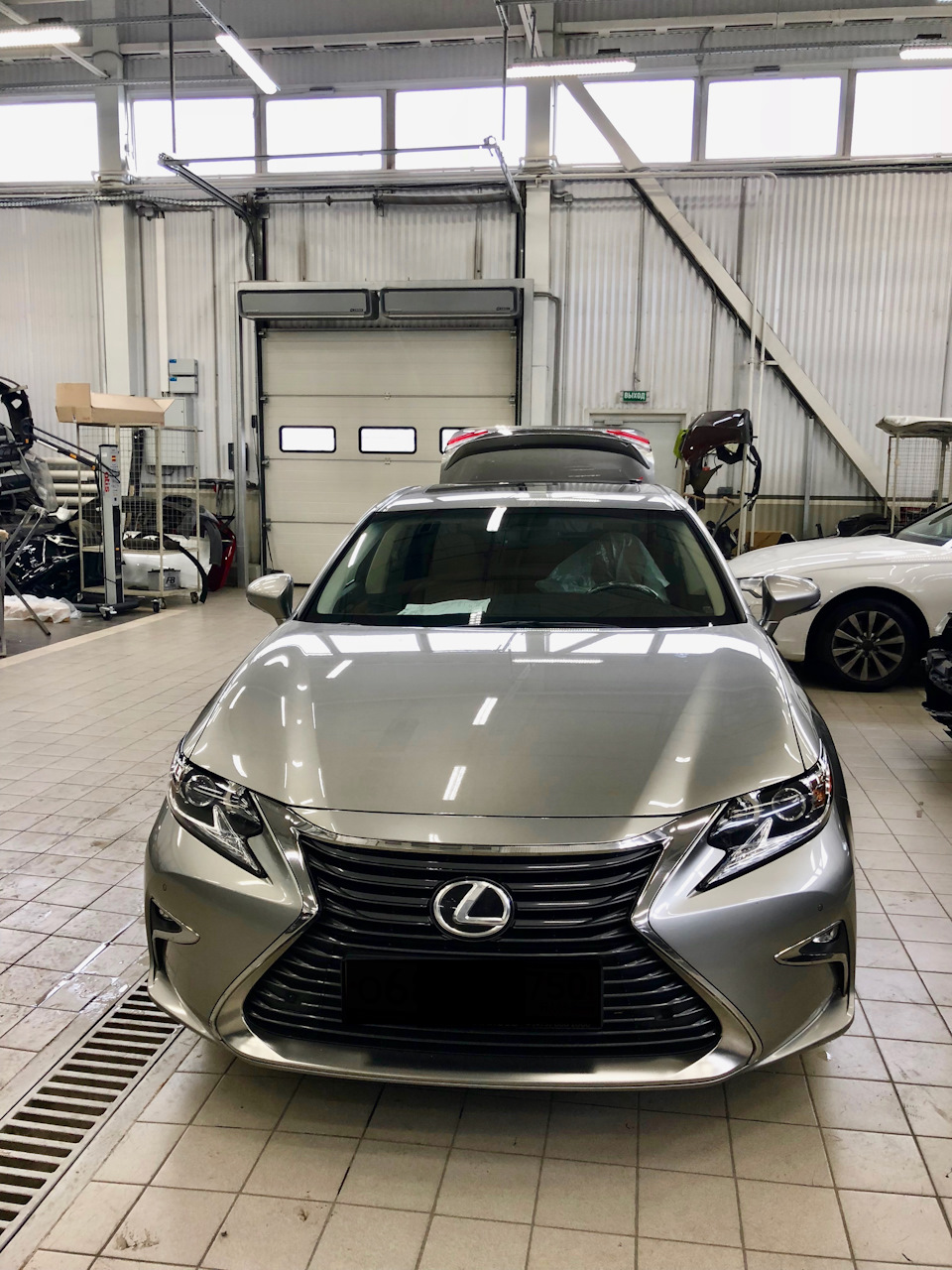 Загнал авто к дилеру на ремонт — Lexus ES (XV60), 2 л, 2016 года | кузовной  ремонт | DRIVE2