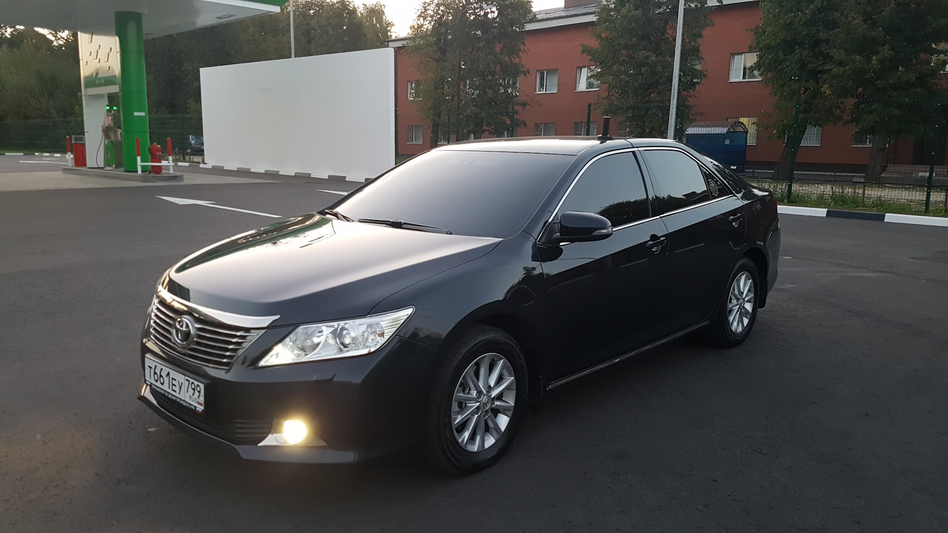 Авито камри. Camry 2.5 2014. Камри 50. Матовая Камри 50. Camry 50 Exclusive.